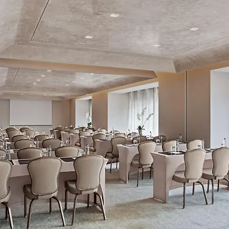 Hyatt Centric Levent 호텔 5*