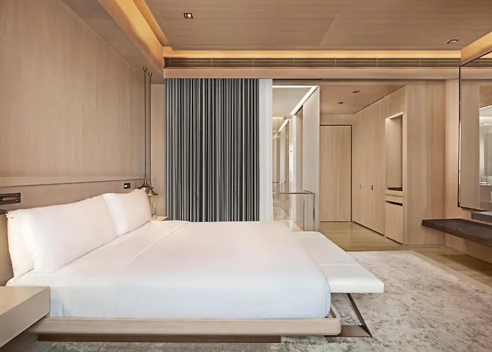 Hyatt Centric Levent 5*